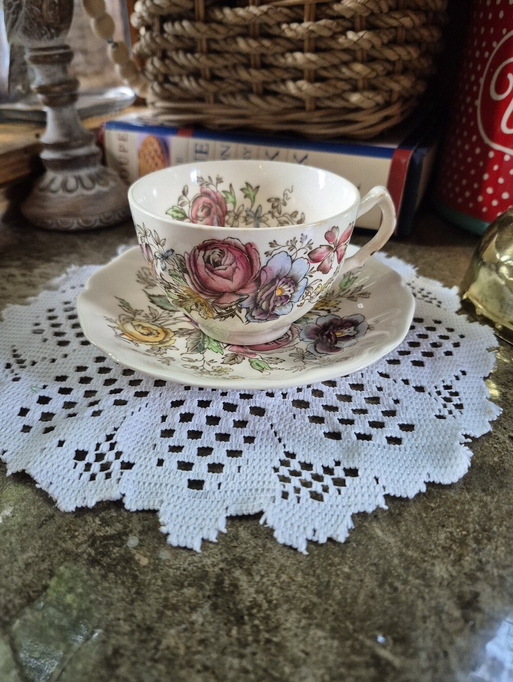 ❤️‍🔥 Vintage Johnson Brothers Sheraton Teacup and Saucer set England
